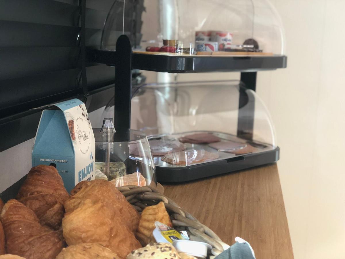 ヘラールツベルヘン Casa Via Bed & Breakfast エクステリア 写真
